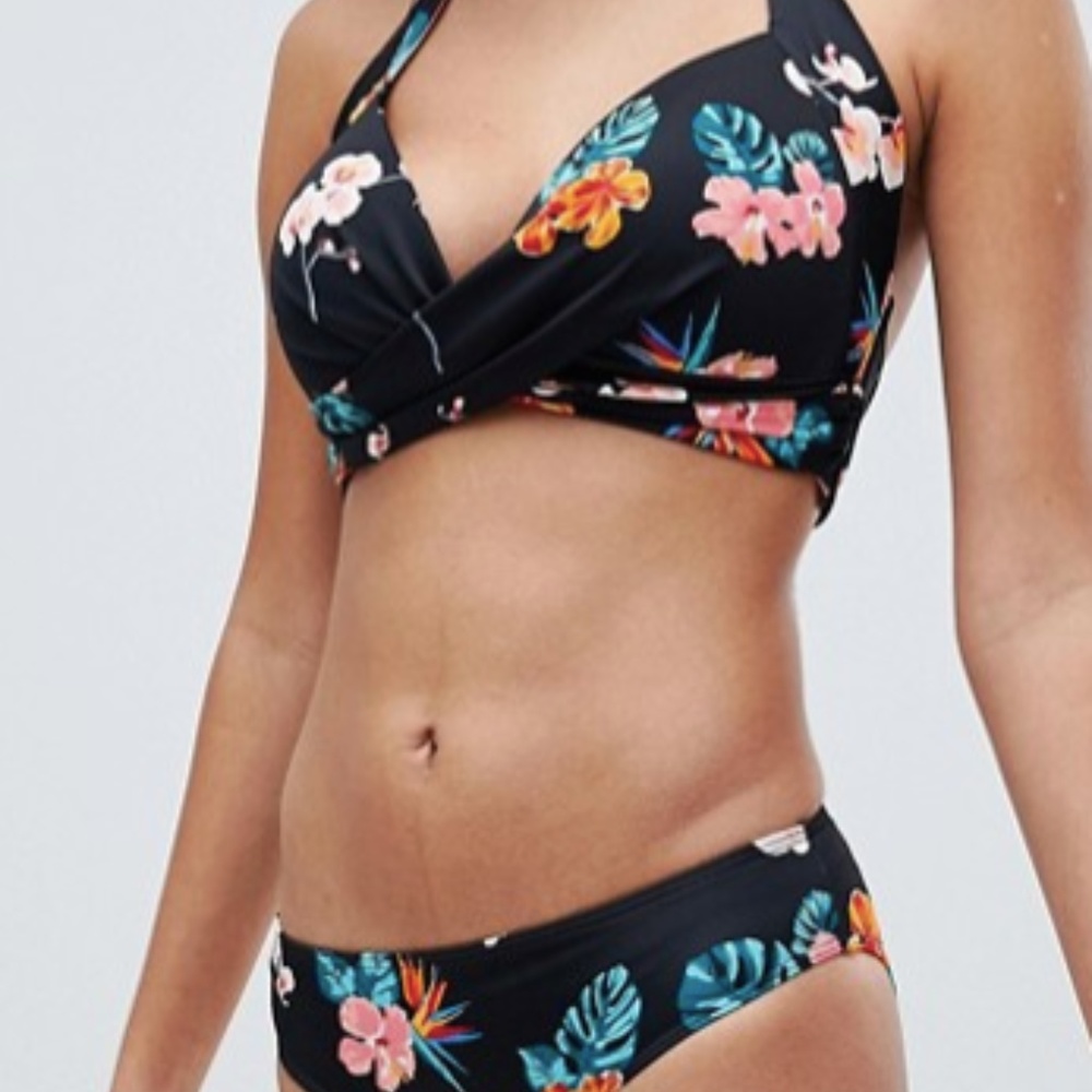 Lepel Floral Halter Bikini Set 34F